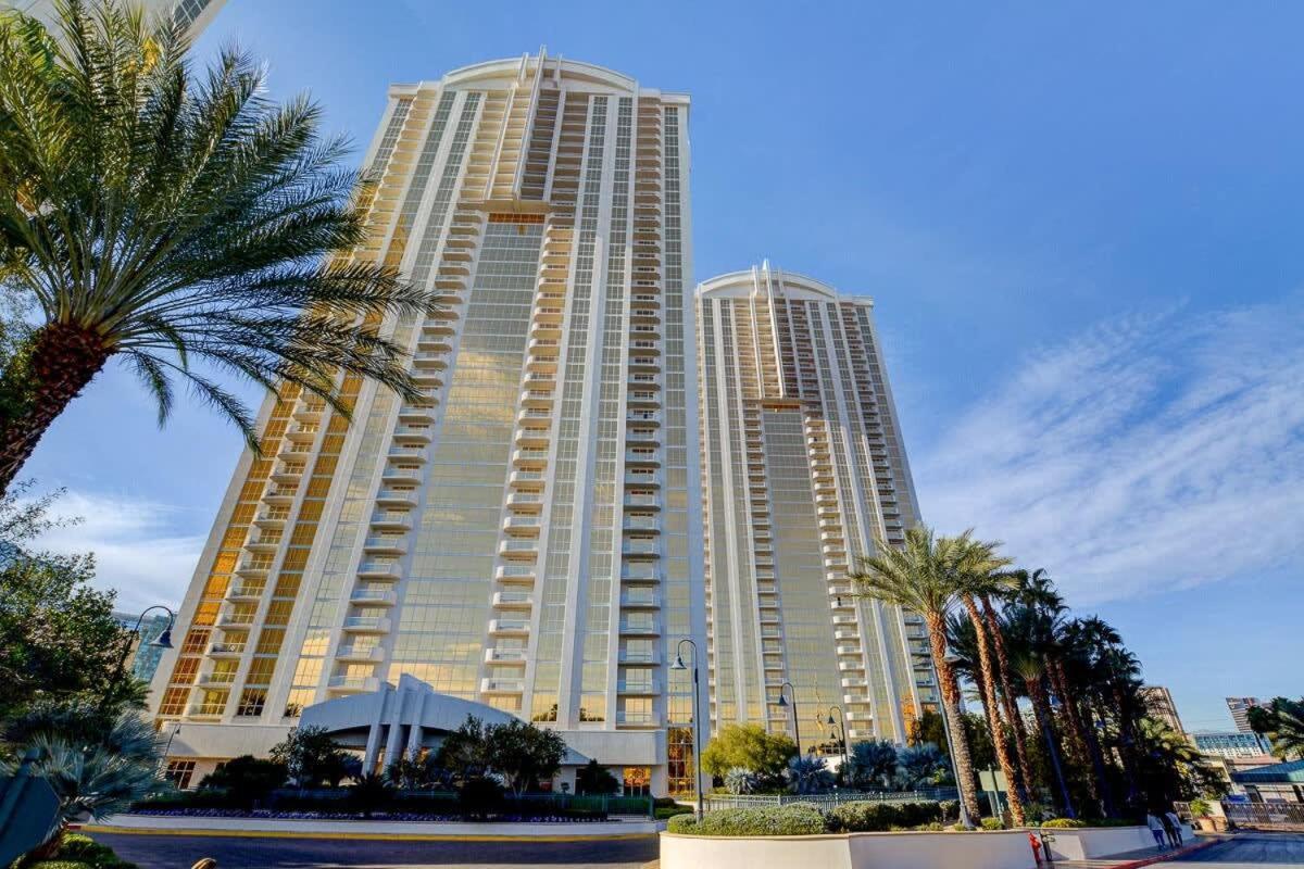Mgm Signature-18-703 Strip View Jacuzzi Studio Las Vegas Buitenkant foto