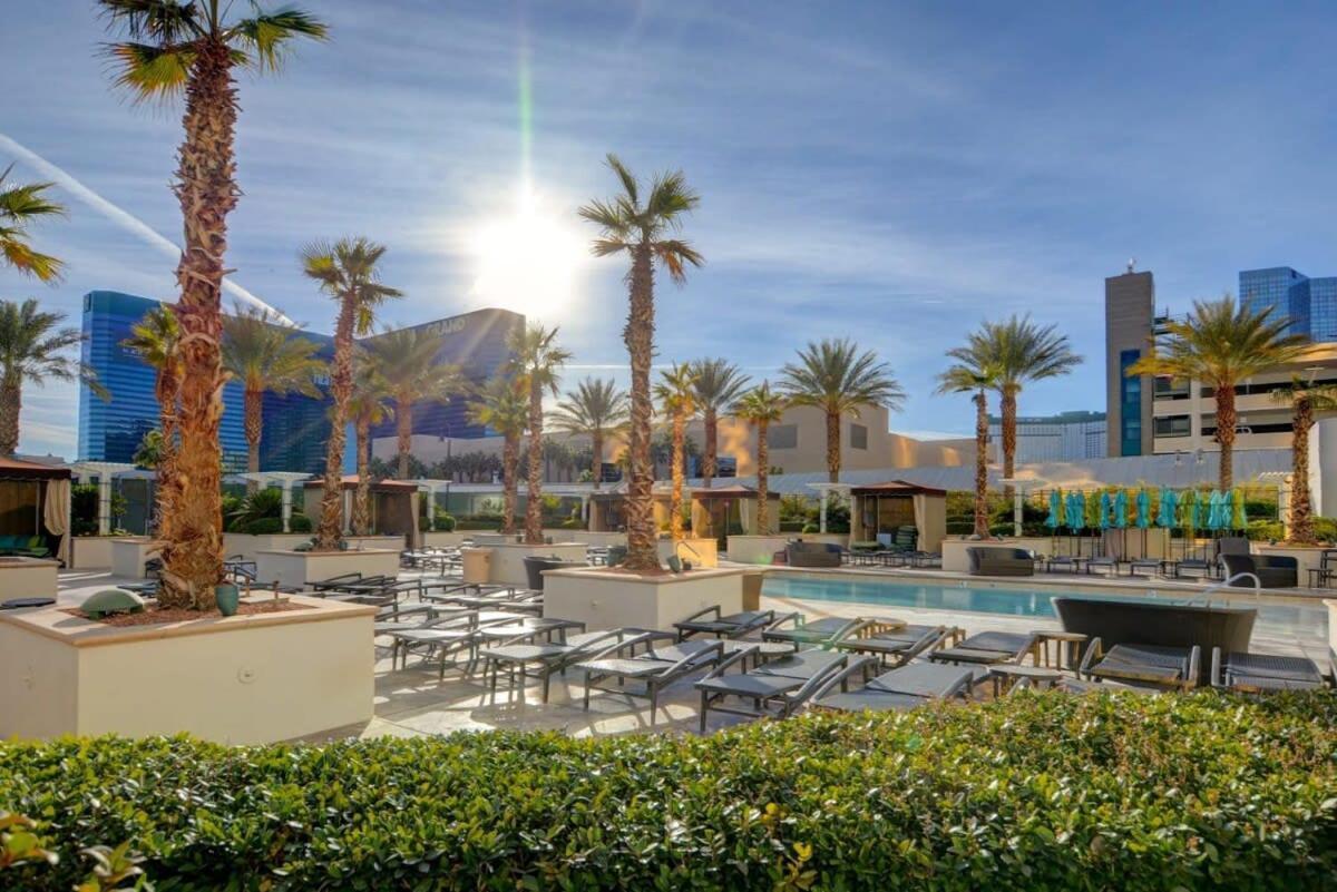 Mgm Signature-18-703 Strip View Jacuzzi Studio Las Vegas Buitenkant foto
